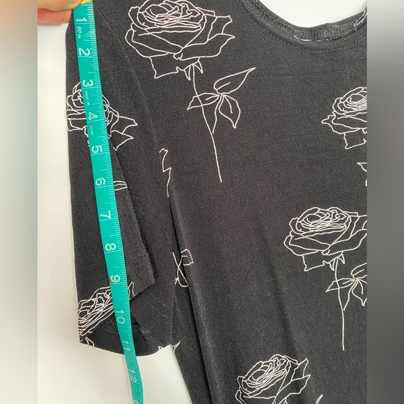 Vintage rose pattern midi dress - Picture 3 of 4